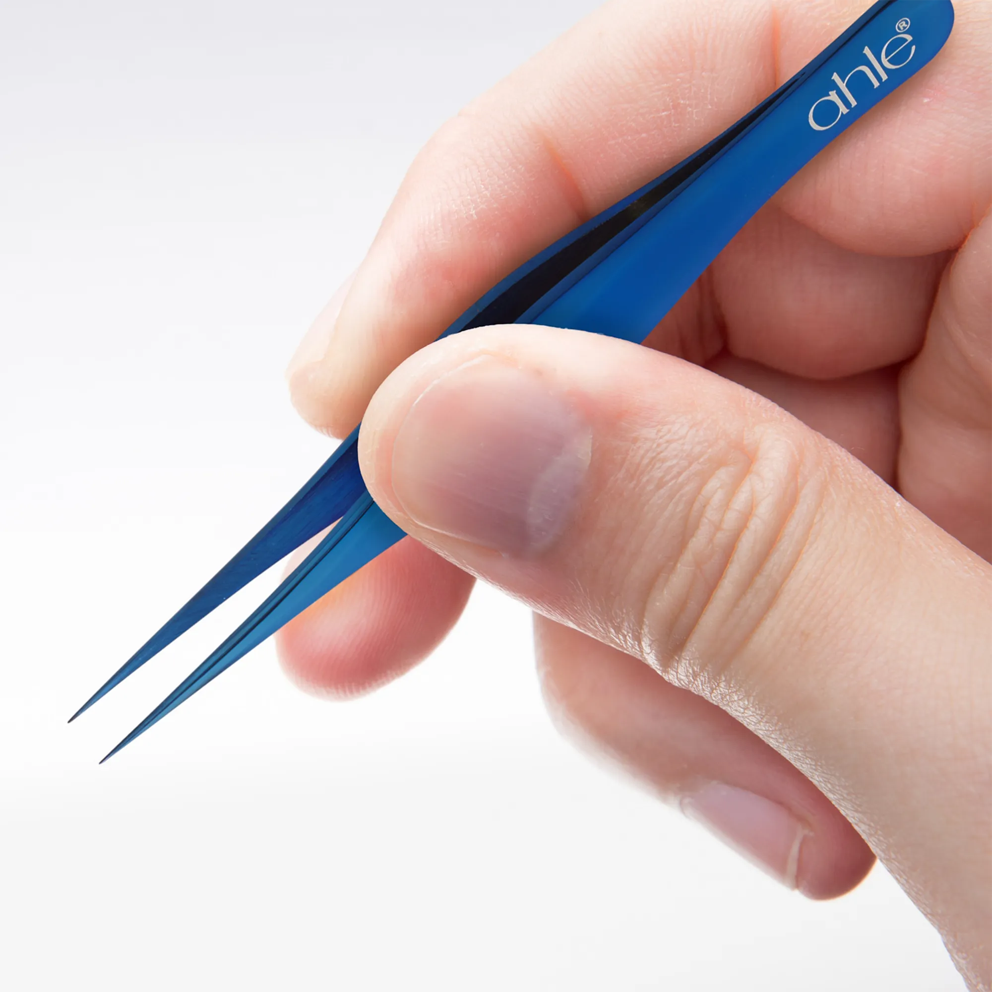 Sharp pointed tweezers for precise eyebrow grooming pointed tweezer